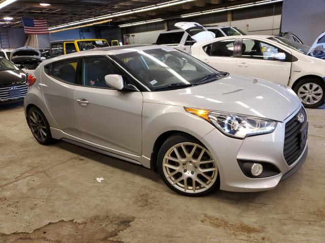 Photo 3 VIN: KMHTC6AE7FU217009 - HYUNDAI VELOSTER 