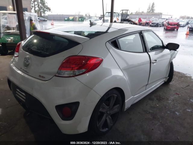 Photo 3 VIN: KMHTC6AE7FU222064 - HYUNDAI VELOSTER 