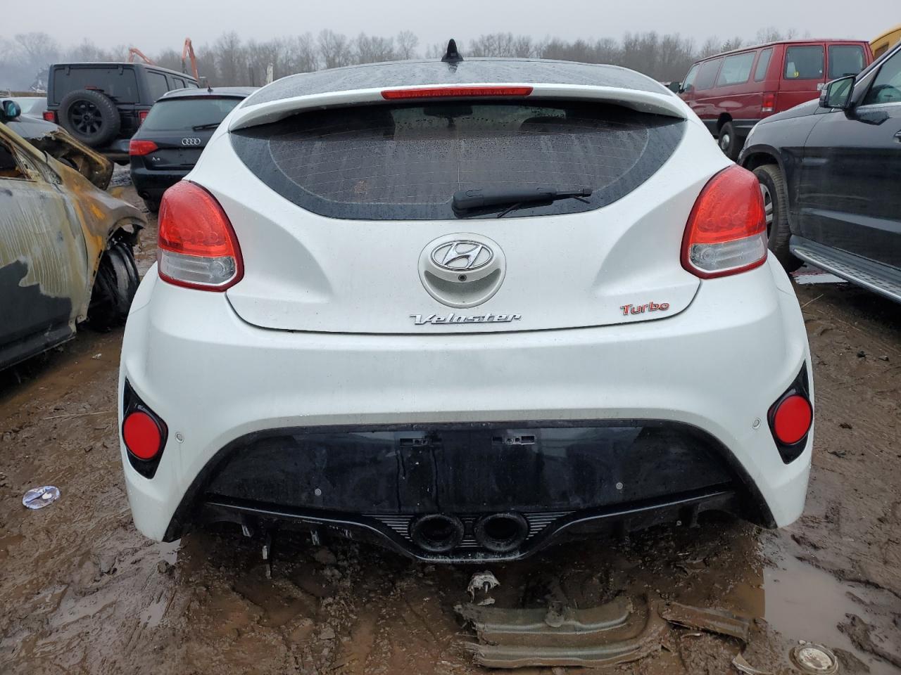 Photo 5 VIN: KMHTC6AE7GU283674 - HYUNDAI VELOSTER 