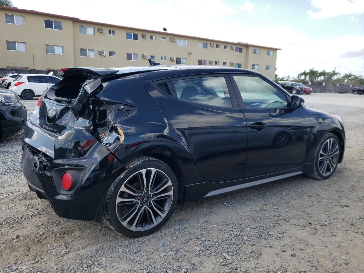 Photo 2 VIN: KMHTC6AE7GU297333 - HYUNDAI VELOSTER 