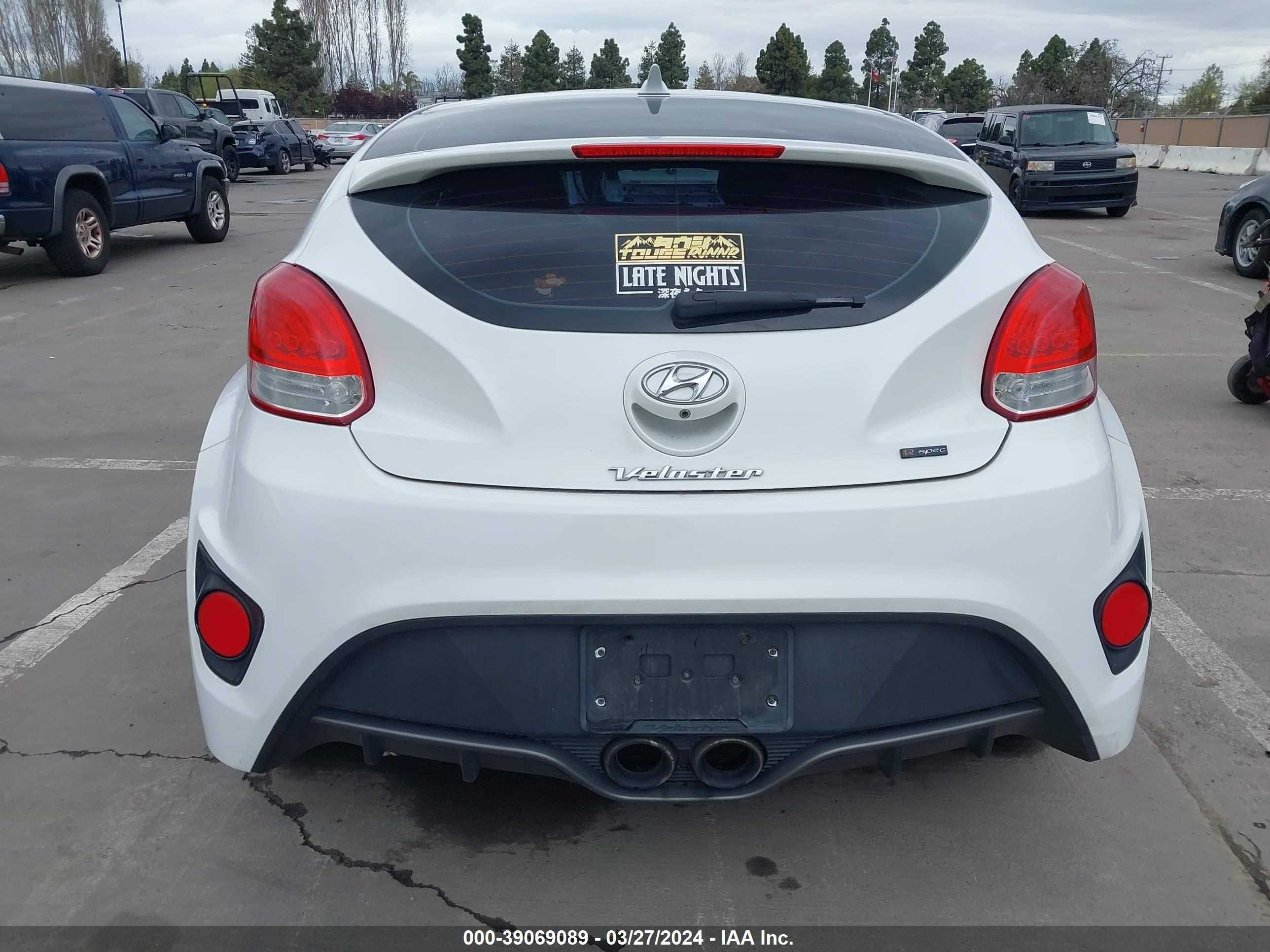 Photo 16 VIN: KMHTC6AE8EU206762 - HYUNDAI VELOSTER 