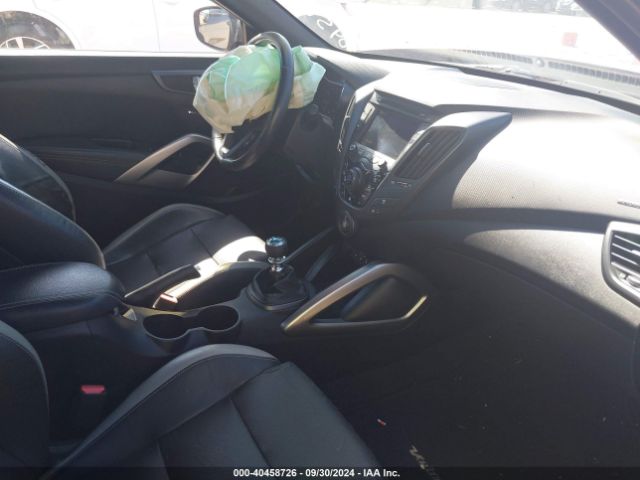 Photo 4 VIN: KMHTC6AE8GU295493 - HYUNDAI VELOSTER 