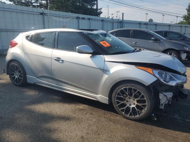 Photo 3 VIN: KMHTC6AE9DU083956 - HYUNDAI VELOSTER 