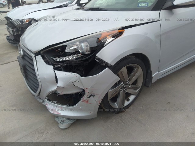 Photo 5 VIN: KMHTC6AE9DU174578 - HYUNDAI VELOSTER 