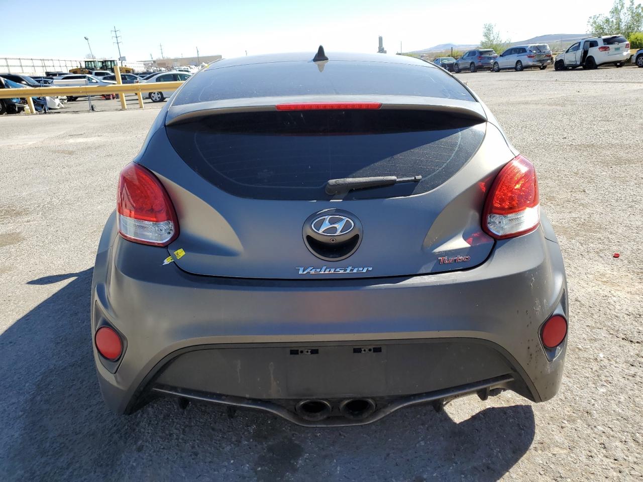 Photo 5 VIN: KMHTC6AE9FU228514 - HYUNDAI VELOSTER 