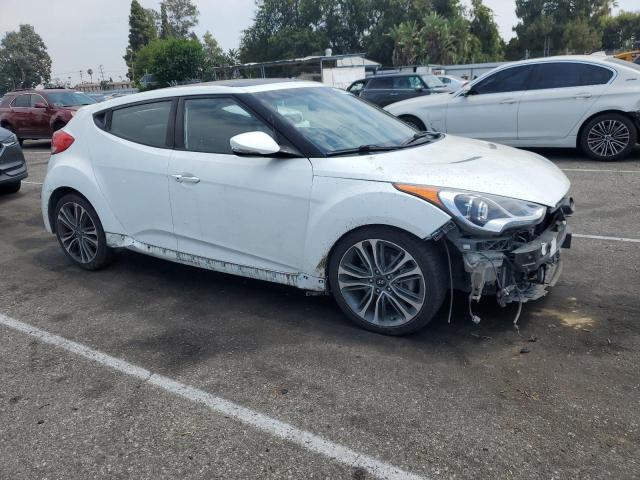 Photo 3 VIN: KMHTC6AE9GU287418 - HYUNDAI VELOSTER T 