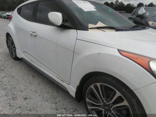 Photo 5 VIN: KMHTC6AE9GU292991 - HYUNDAI VELOSTER 