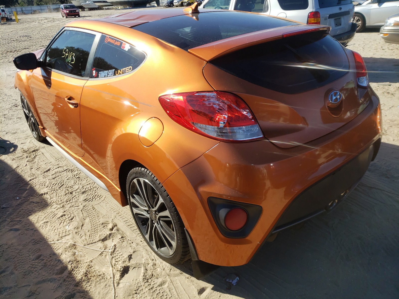 Photo 2 VIN: KMHTC6AEXGU282602 - HYUNDAI VELOSTER T 