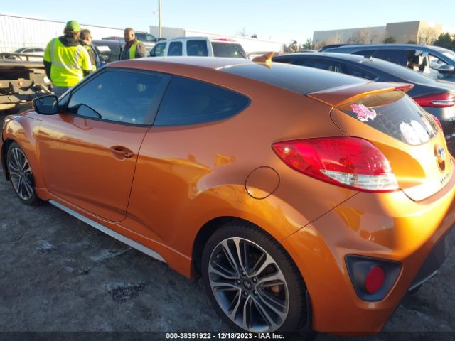 Photo 2 VIN: KMHTC6AEXGU283295 - HYUNDAI VELOSTER 