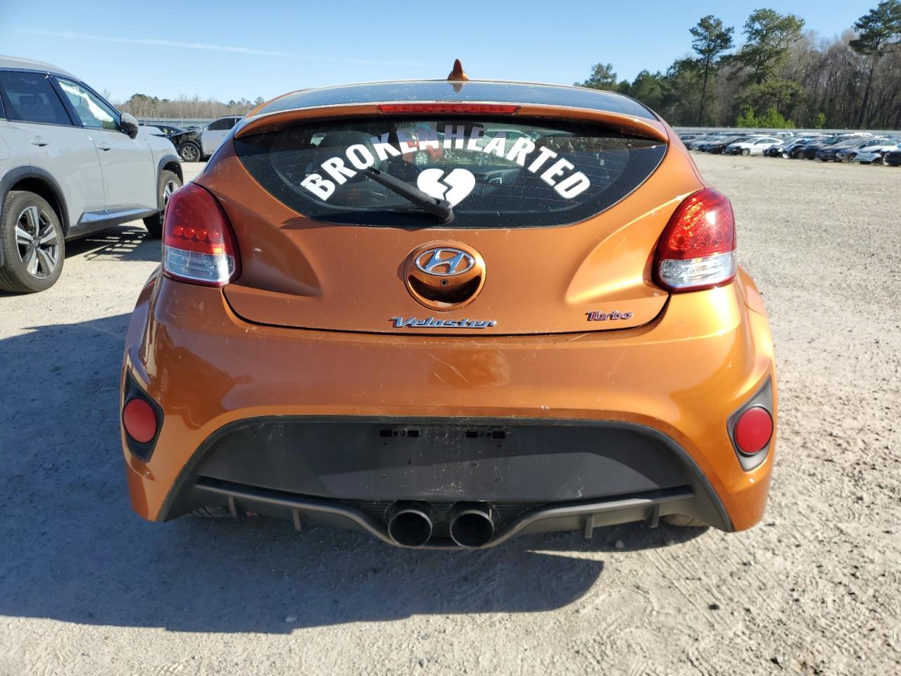 Photo 5 VIN: KMHTC6AEXGU283961 - HYUNDAI VELOSTER 