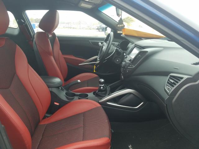 Photo 4 VIN: KMHTC6AEXHU316698 - HYUNDAI VELOSTER T 