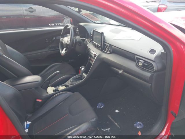 Photo 4 VIN: KMHTG6AF0LU020868 - HYUNDAI VELOSTER 