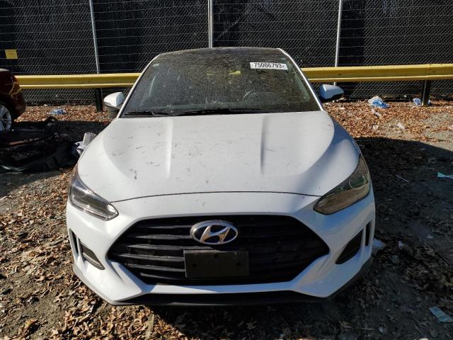 Photo 4 VIN: KMHTG6AF3LU020928 - HYUNDAI VELOSTER 