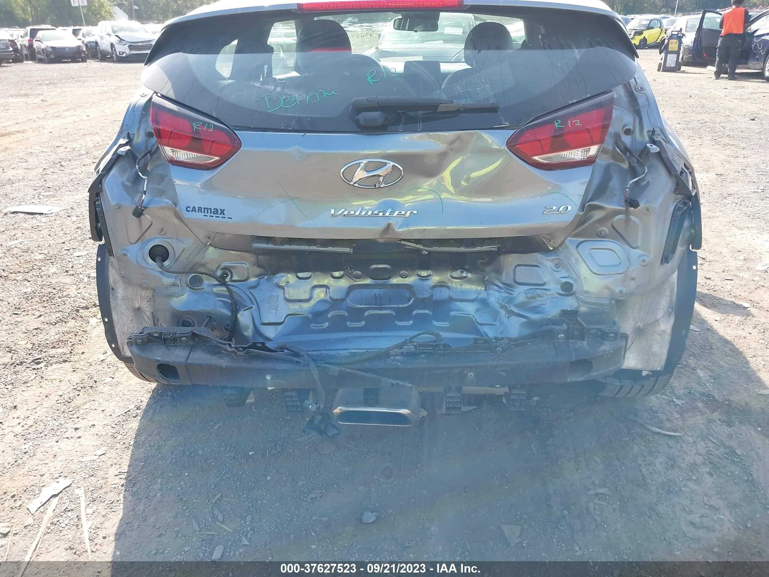 Photo 5 VIN: KMHTG6AF9MU032227 - HYUNDAI VELOSTER 