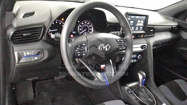 Photo 10 VIN: KMHTG6AFXKU004000 - HYUNDAI VELOSTER 