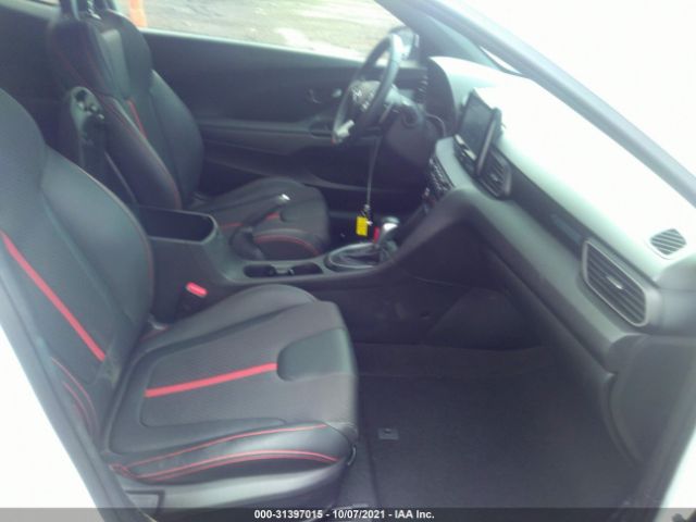 Photo 4 VIN: KMHTH6AB1LU027564 - HYUNDAI VELOSTER 