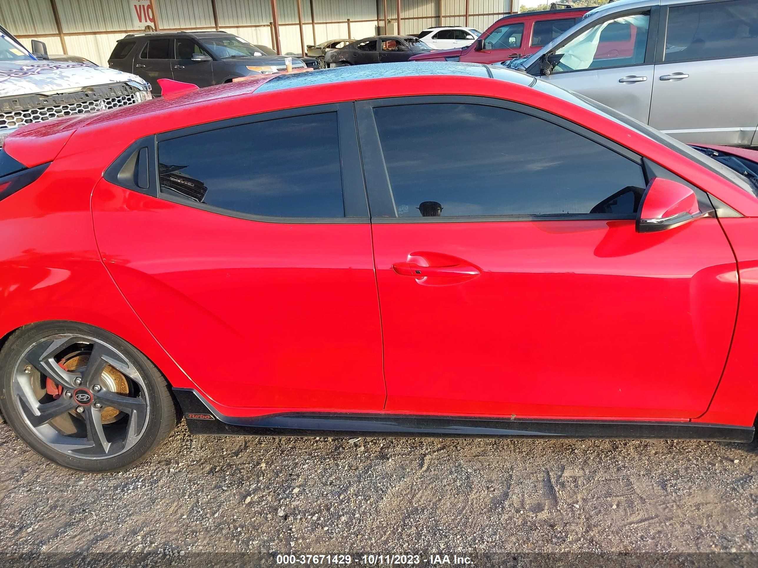 Photo 13 VIN: KMHTH6AB2LU030991 - HYUNDAI VELOSTER 