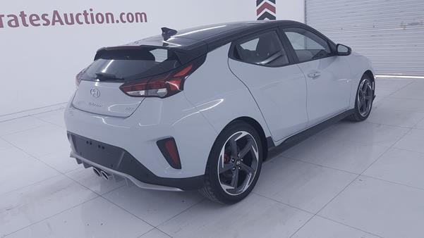 Photo 8 VIN: KMHTH6AB5LU024294 - HYUNDAI VELOSTER 