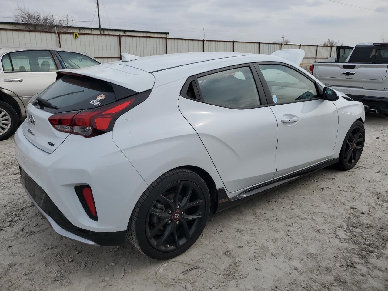 Photo 2 VIN: KMHTH6AB7LU025818 - HYUNDAI VELOSTER 