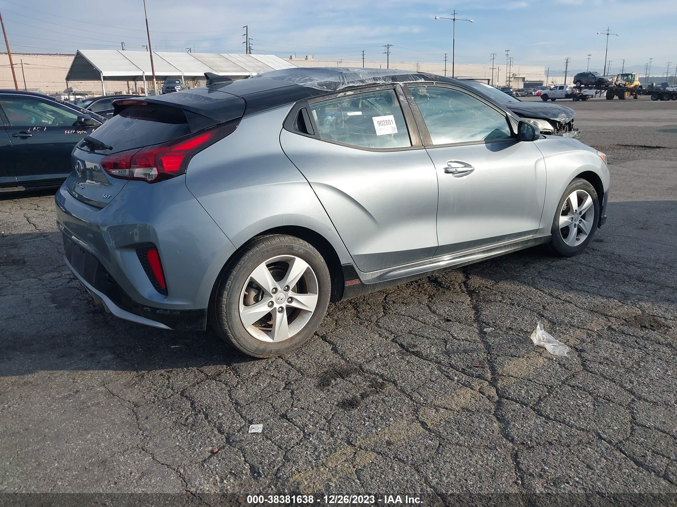 Photo 3 VIN: KMHTH6AB8LU024225 - HYUNDAI VELOSTER 