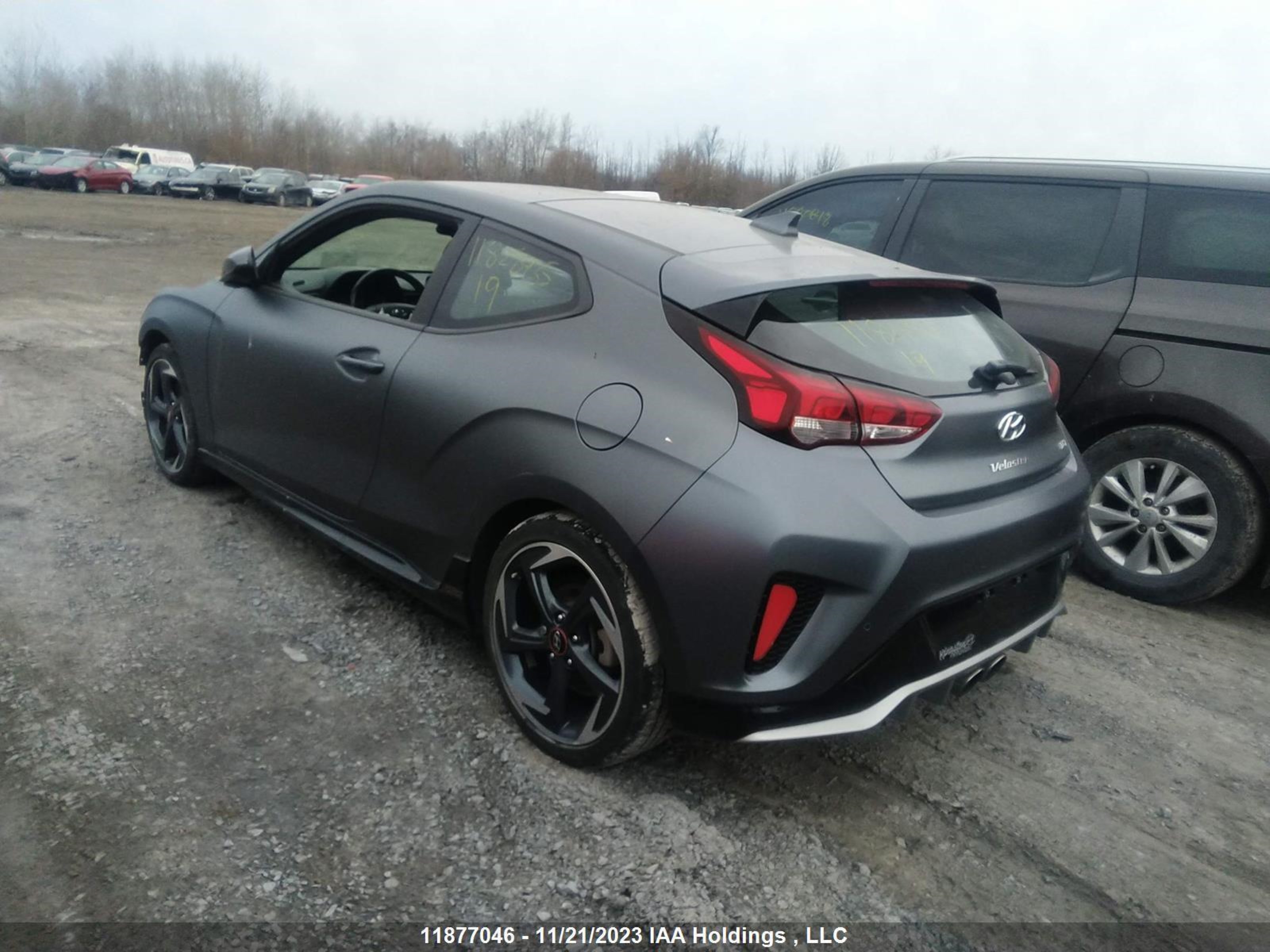 Photo 2 VIN: KMHTH6AB9KU016150 - HYUNDAI VELOSTER 