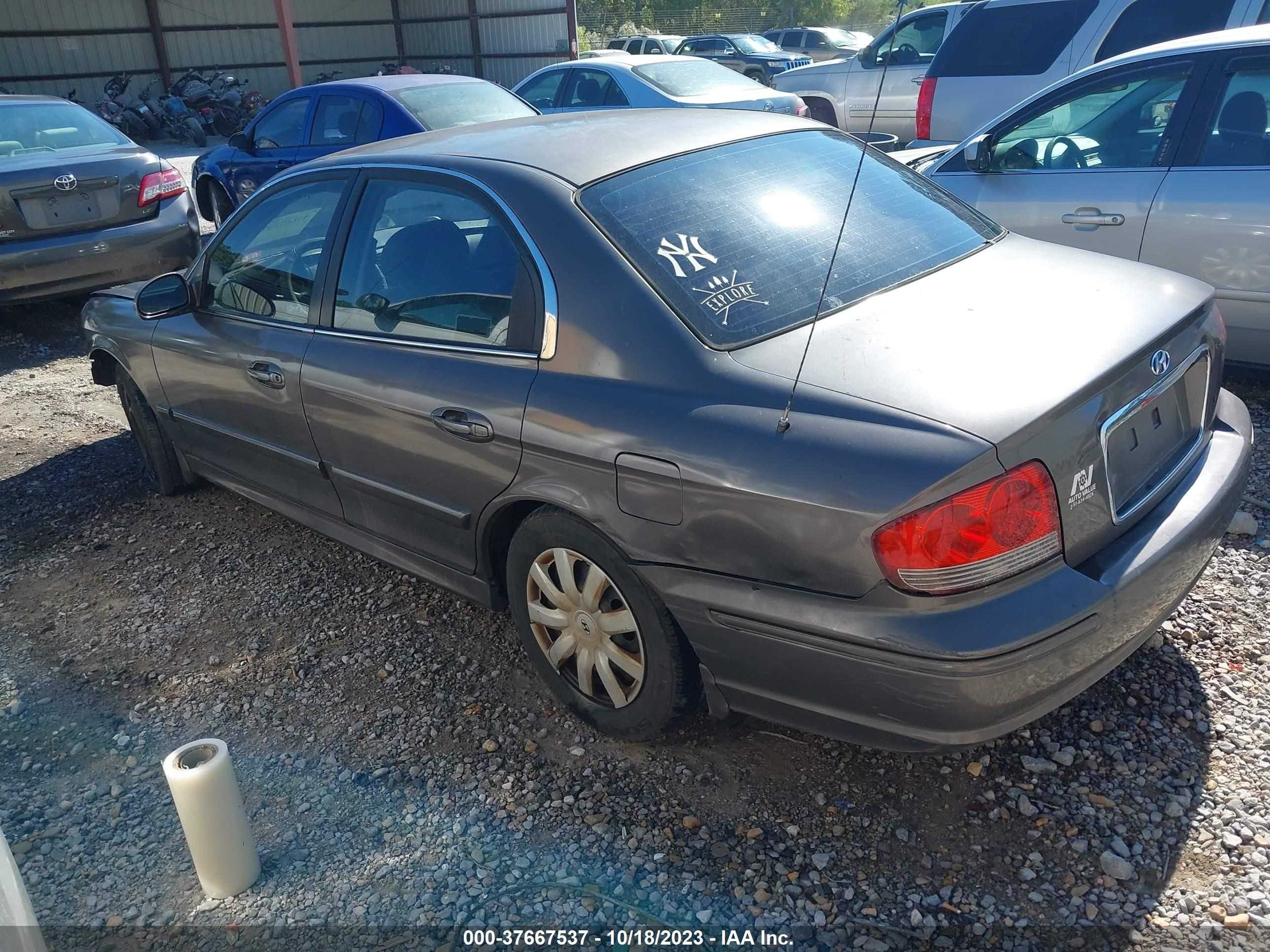 Photo 2 VIN: KMHWF25H03A793202 - HYUNDAI SONATA 