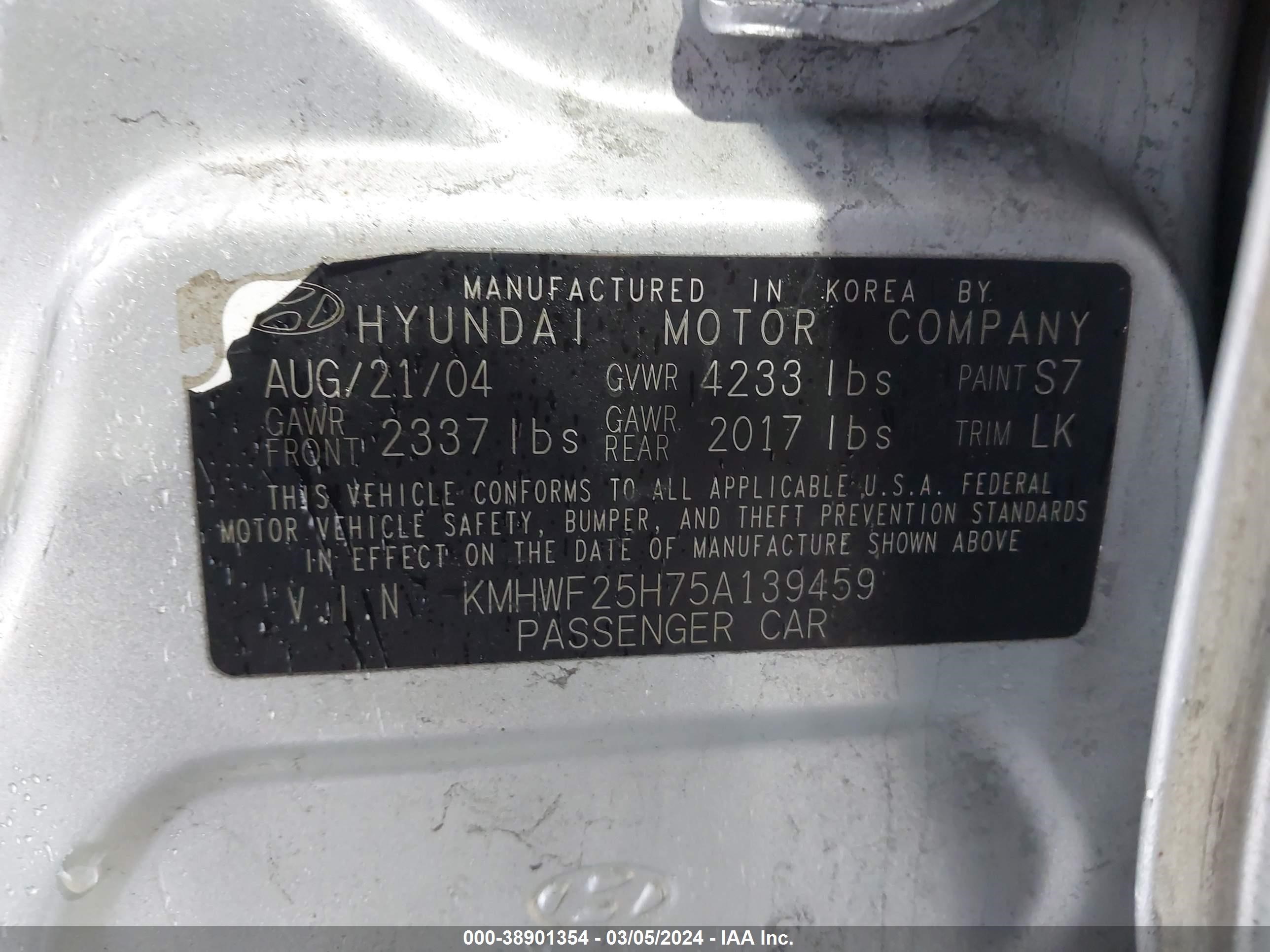 Photo 8 VIN: KMHWF25H75A139459 - HYUNDAI SONATA 