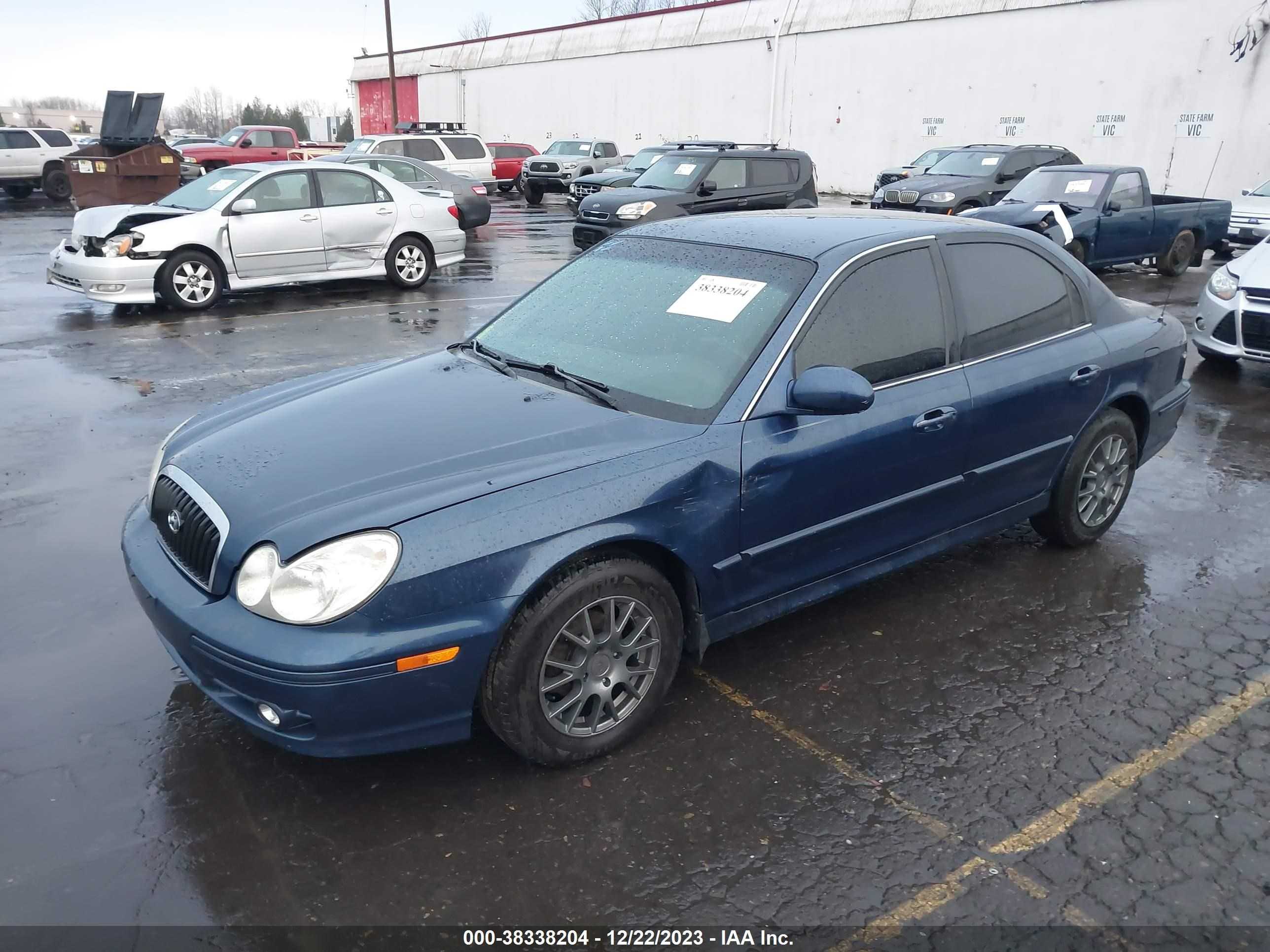 Photo 1 VIN: KMHWF25S32A588595 - HYUNDAI SONATA 