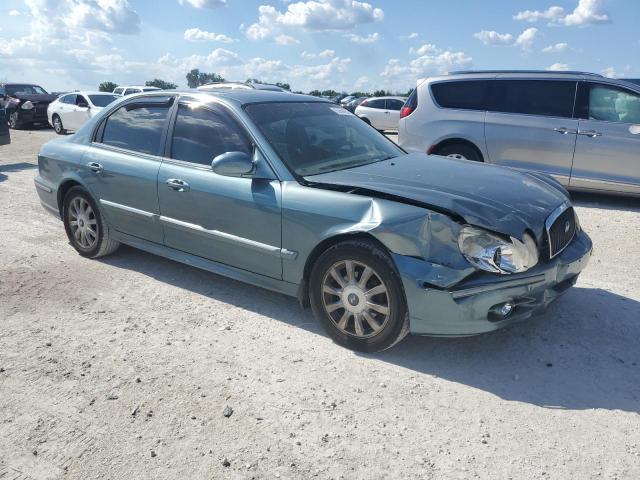 Photo 3 VIN: KMHWF35H24A058647 - HYUNDAI SONATA 