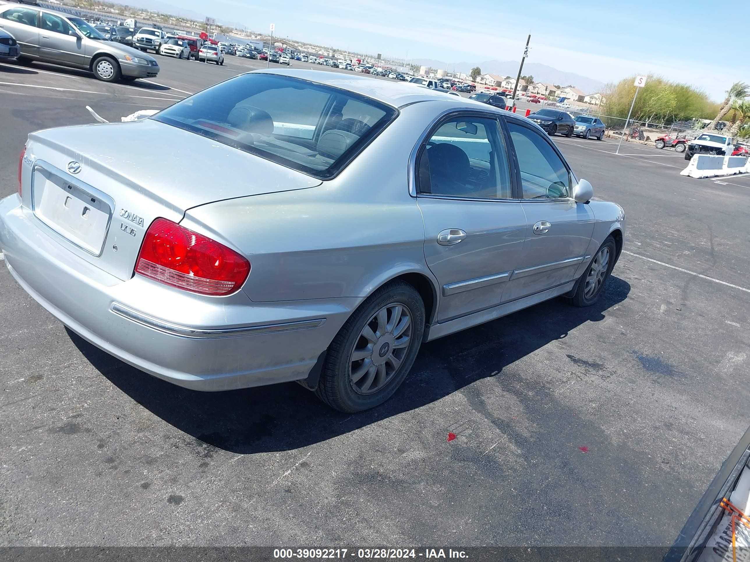 Photo 3 VIN: KMHWF35H32A713962 - HYUNDAI SONATA 