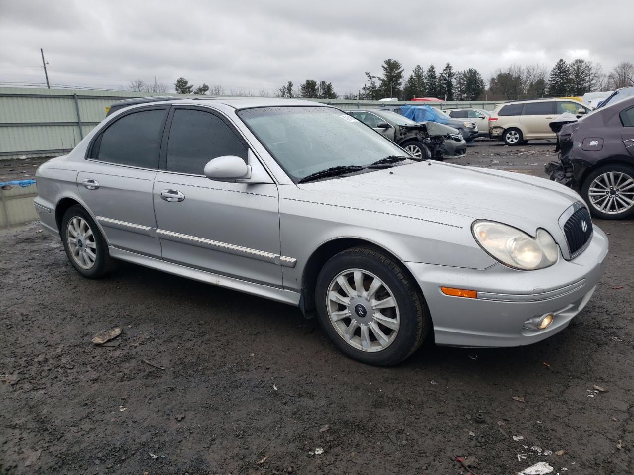 Photo 3 VIN: KMHWF35H44A064370 - HYUNDAI SONATA 