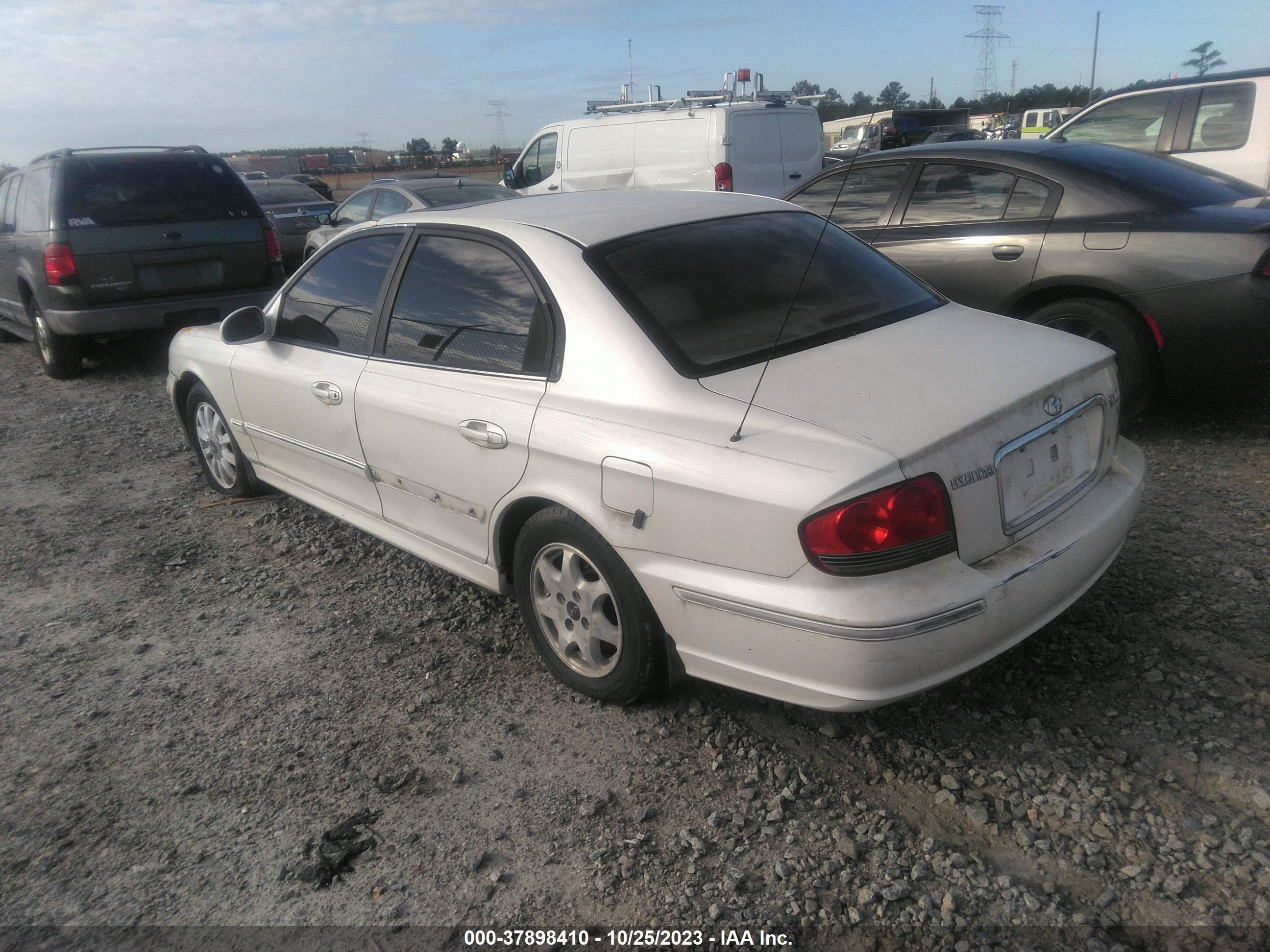 Photo 2 VIN: KMHWF35H54A956594 - HYUNDAI SONATA 