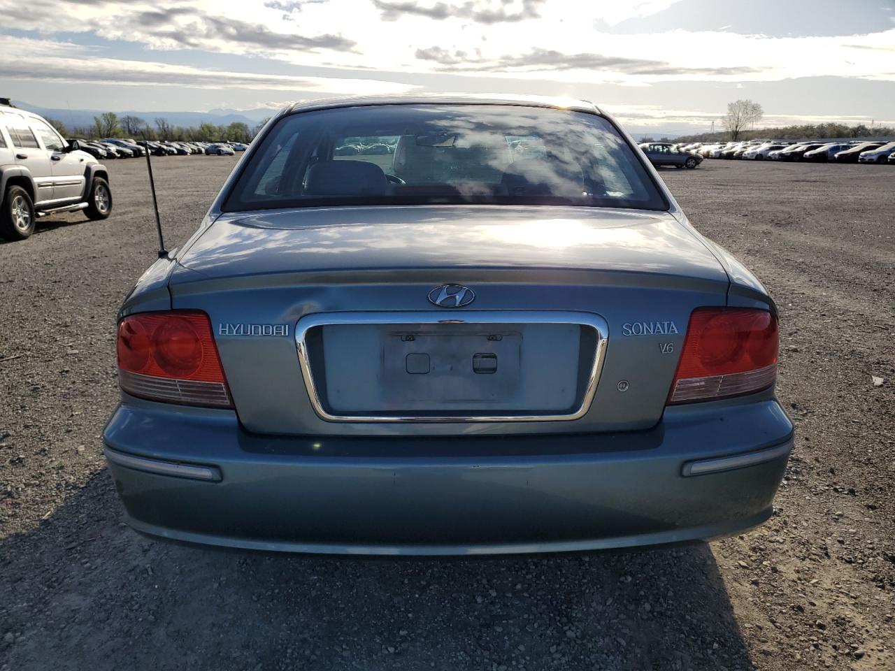 Photo 5 VIN: KMHWF35H54A998022 - HYUNDAI SONATA 