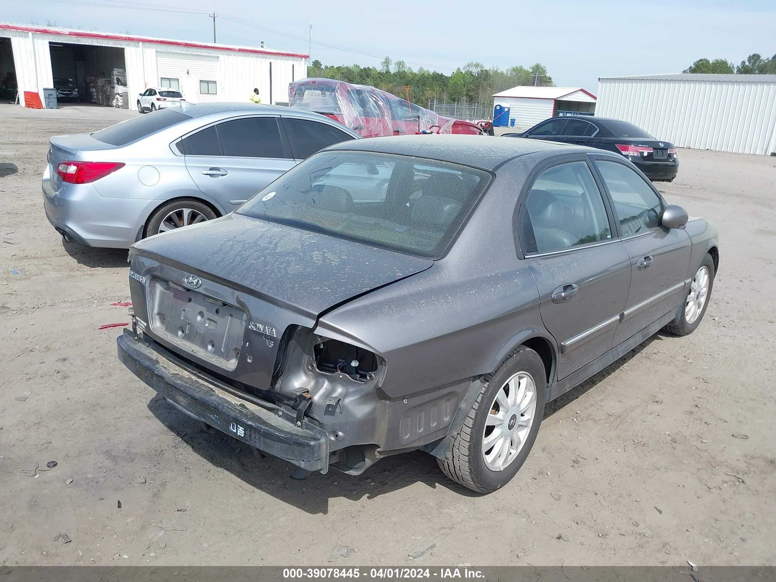 Photo 3 VIN: KMHWF35H63A886151 - HYUNDAI SONATA 