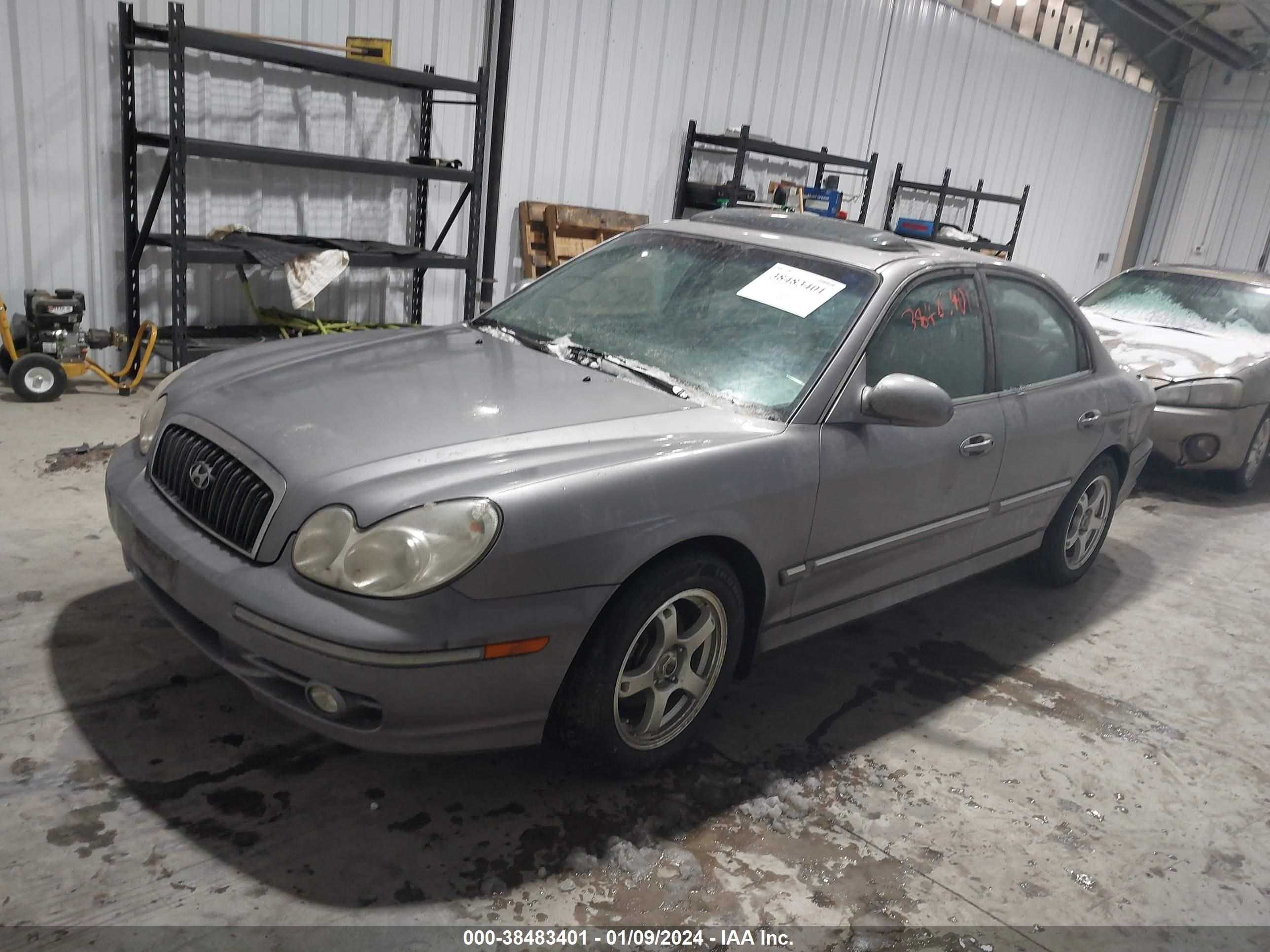 Photo 1 VIN: KMHWF35H65A203738 - HYUNDAI SONATA 