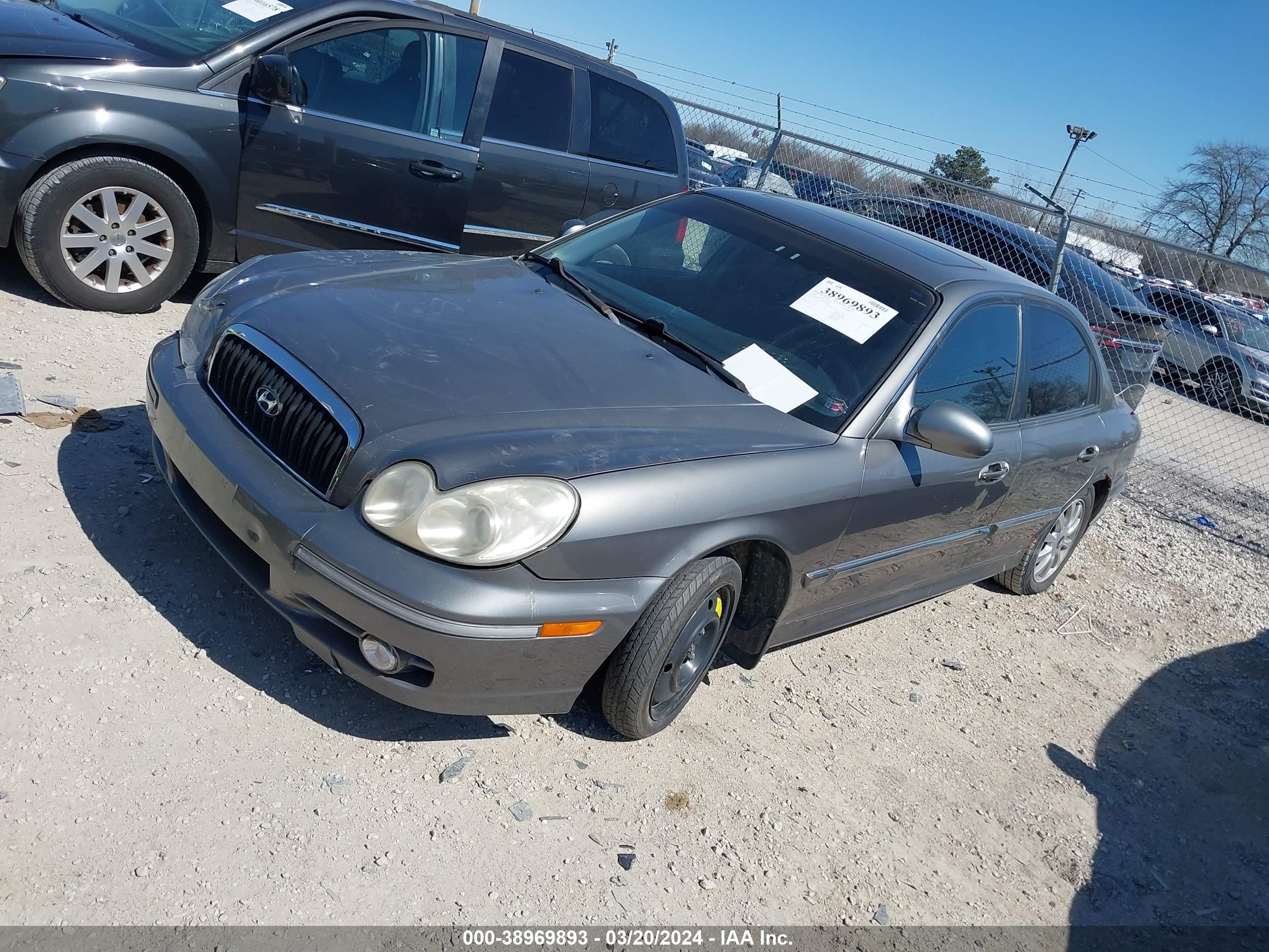 Photo 1 VIN: KMHWF35H84A085027 - HYUNDAI SONATA 