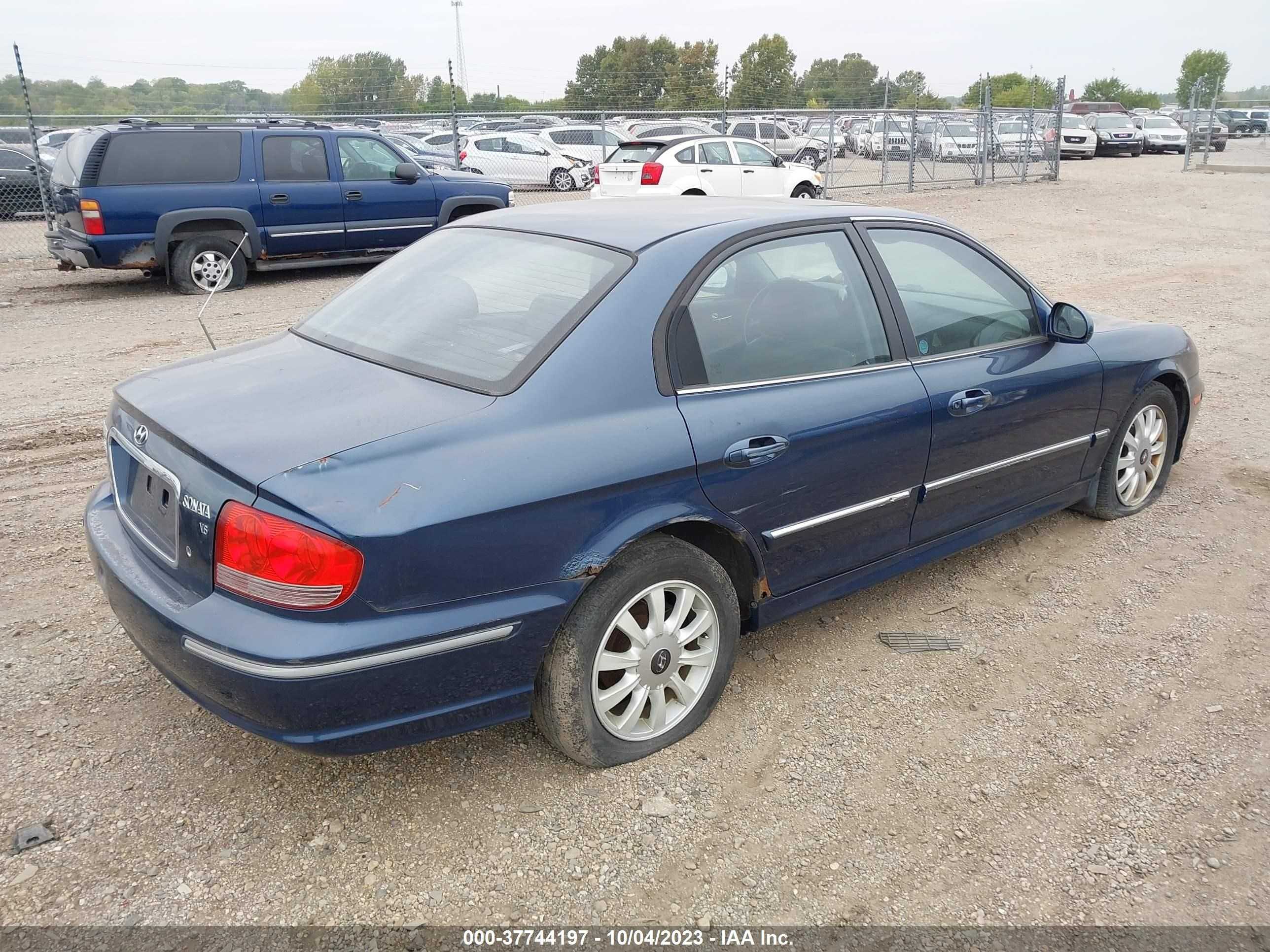 Photo 3 VIN: KMHWF35H85A109313 - HYUNDAI SONATA 