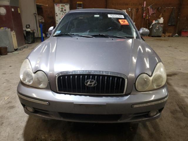 Photo 4 VIN: KMHWF35H85A147429 - HYUNDAI SONATA 