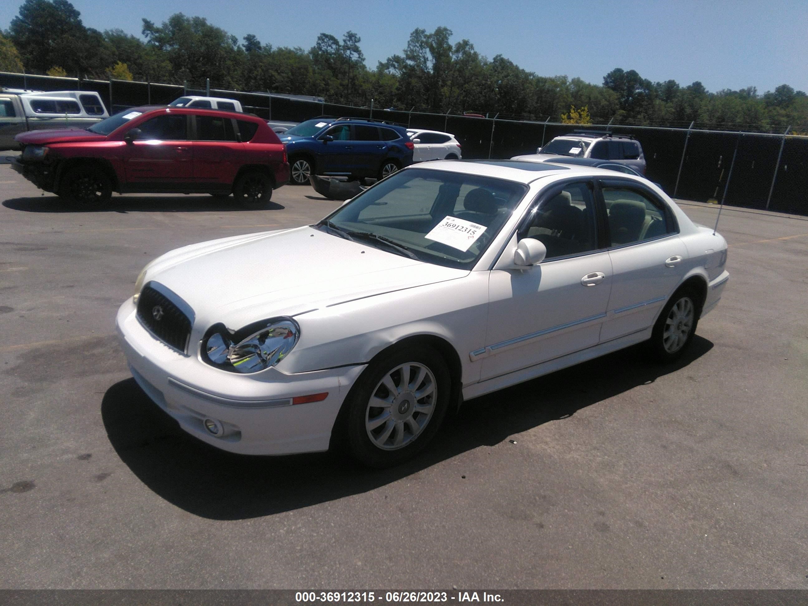 Photo 1 VIN: KMHWF35H94A945971 - HYUNDAI SONATA 