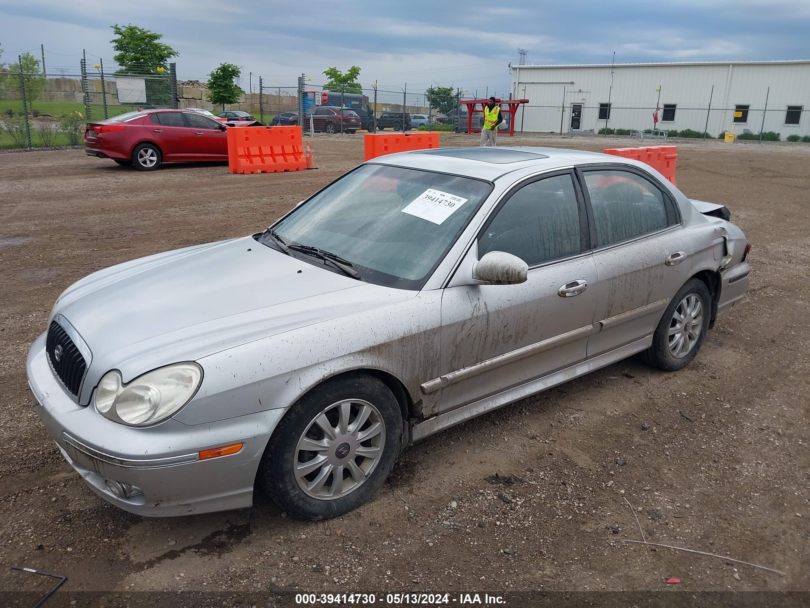 Photo 1 VIN: KMHWF35HX4A072442 - HYUNDAI SONATA 