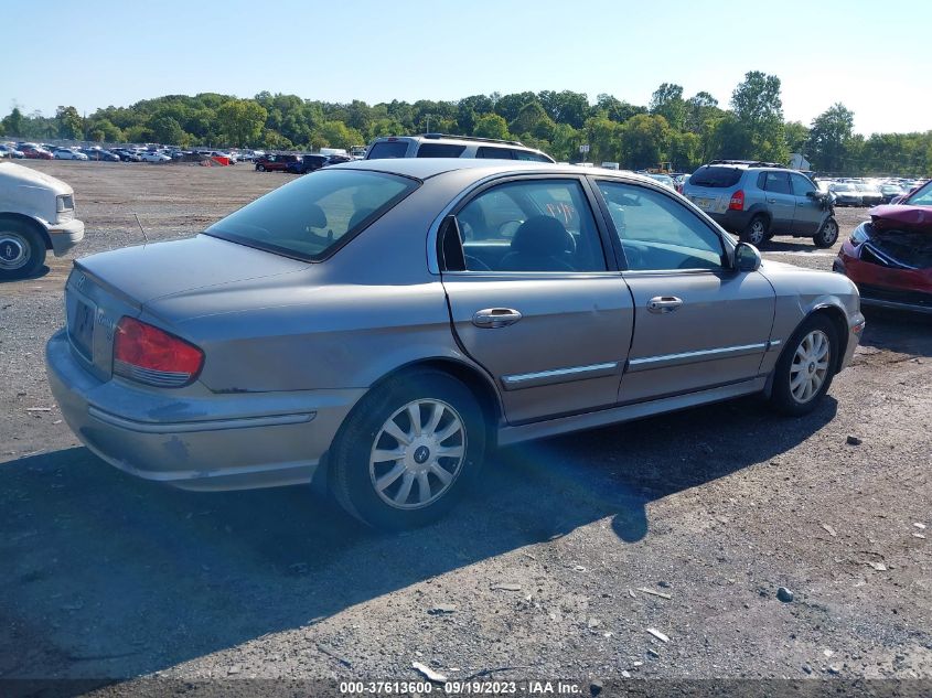 Photo 3 VIN: KMHWF35HX5A157914 - HYUNDAI SONATA 