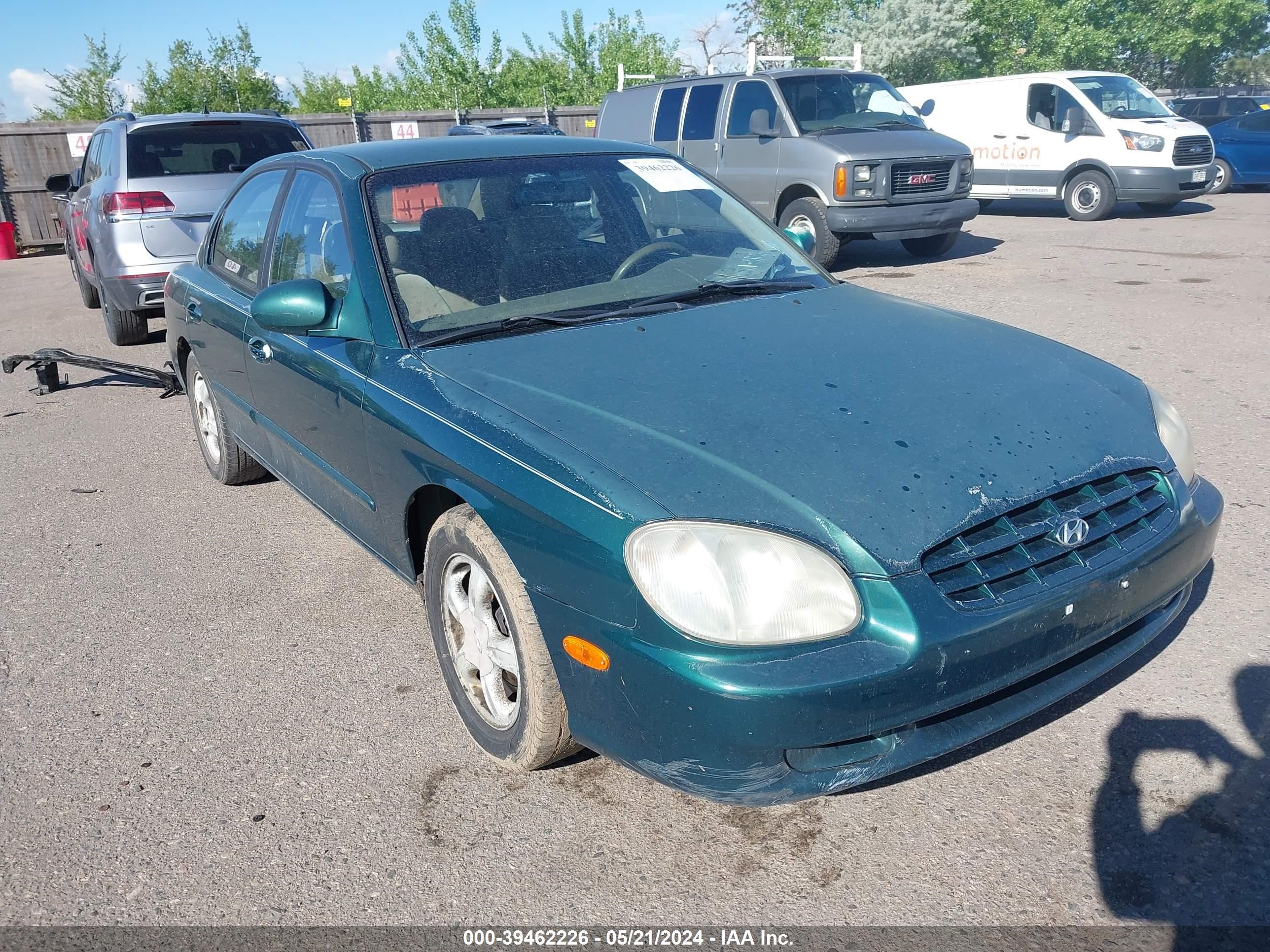 Photo 0 VIN: KMHWF35V2XA039526 - HYUNDAI SONATA 