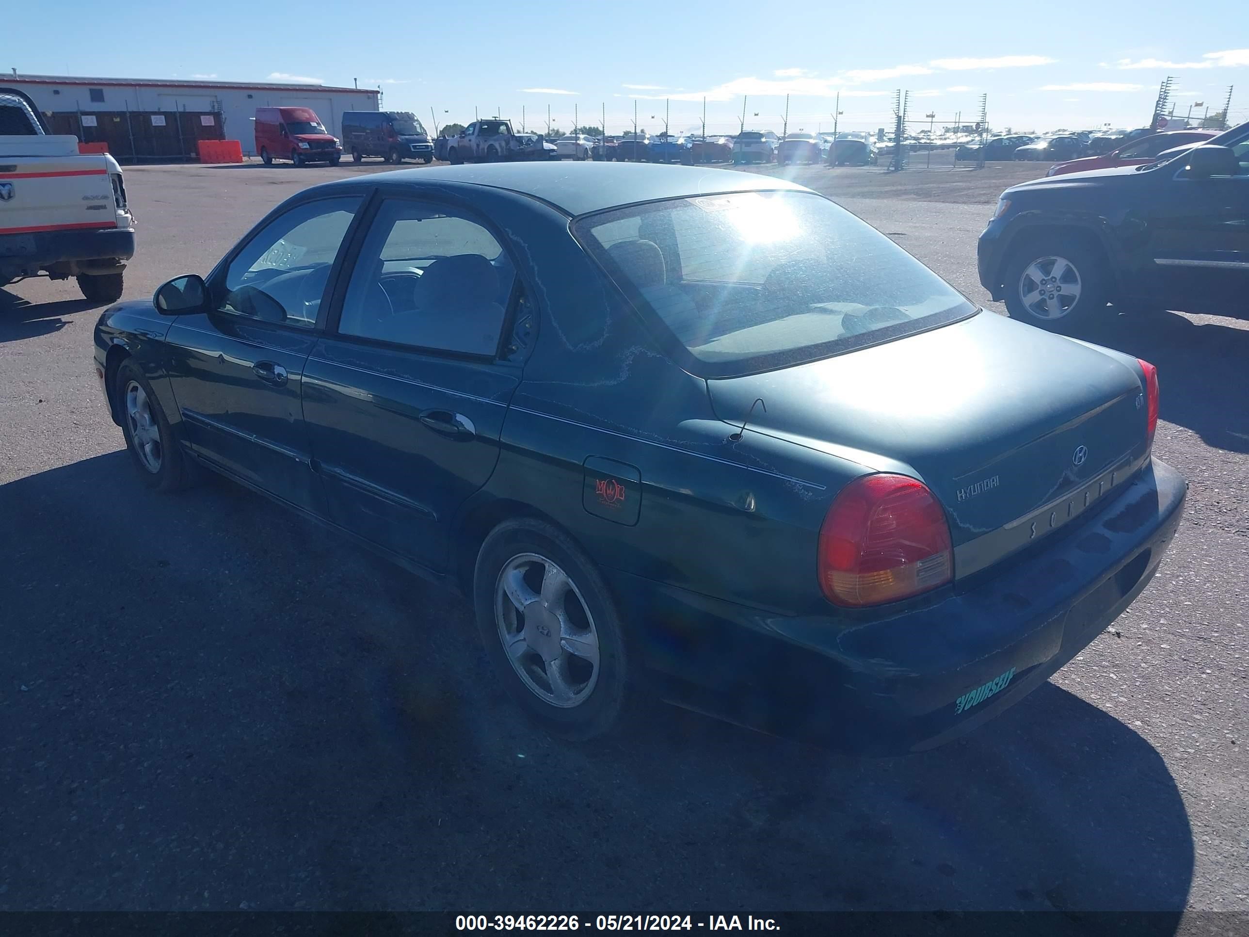 Photo 2 VIN: KMHWF35V2XA039526 - HYUNDAI SONATA 