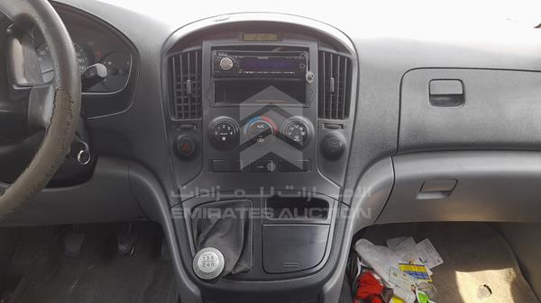 Photo 16 VIN: KMHWG81R0CU480616 - HYUNDAI H1 