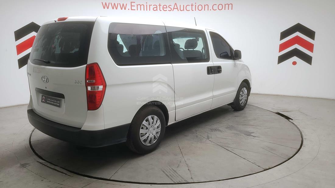 Photo 8 VIN: KMHWG81R0GU730216 - HYUNDAI H1 