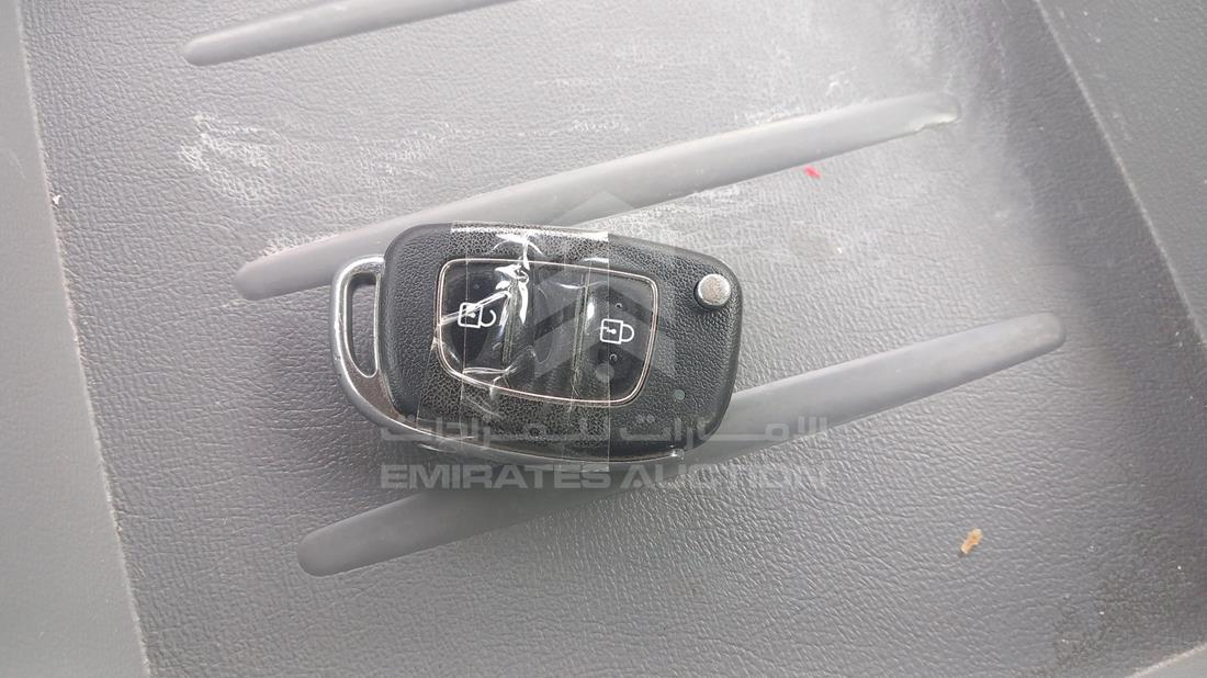 Photo 5 VIN: KMHWG81R1LU084288 - HYUNDAI H1 