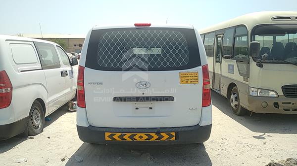 Photo 6 VIN: KMHWG81R28U040565 - HYUNDAI H1 