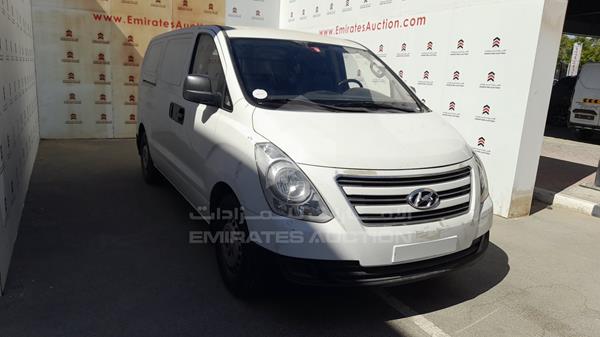 Photo 9 VIN: KMHWG81R4JU963054 - HYUNDAI H1 