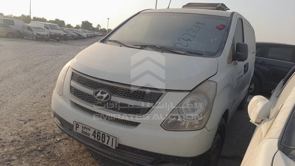 Photo 3 VIN: KMHWG81R5BU318009 - HYUNDAI H1 