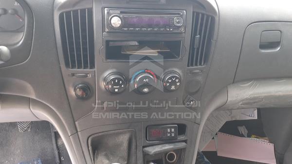 Photo 15 VIN: KMHWG81R6AU227930 - HYUNDAI H1 